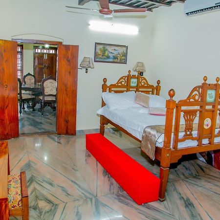 Trium Heritage Villa Chengannur Eksteriør bilde
